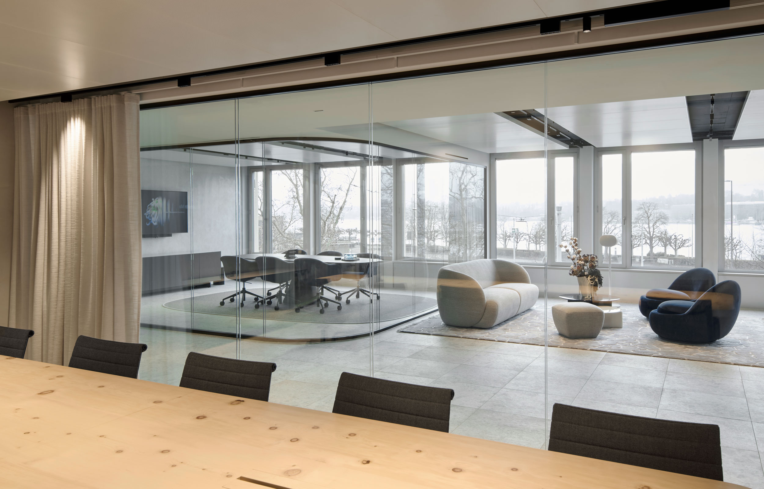 Mieterausbau Büro. Interior Design. Corporate Architecture. New work. Boardroom. Sound Capital - MACH Architektur.